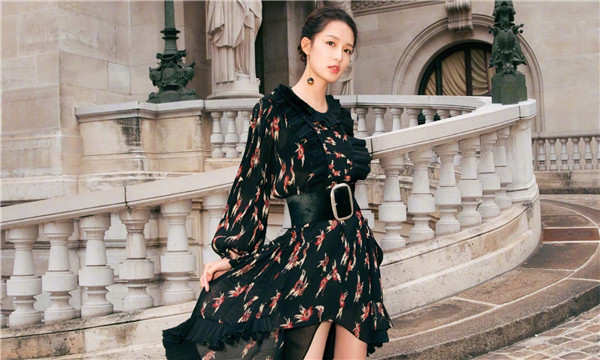 上高标题：包生男孩机构：助你成功代怀生子，实现家庭梦想